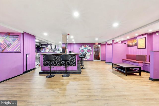 5300-02 MARKET ST, Philadelphia, PA 19139