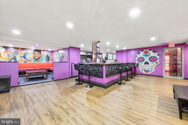 5300-02 MARKET ST, Philadelphia, PA 19139