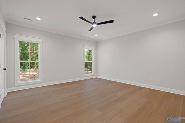 6306 Sheri Drive NW, Huntsville, AL 35806