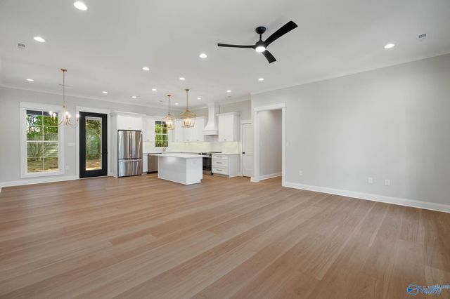 6306 Sheri Drive NW, Huntsville, AL 35806