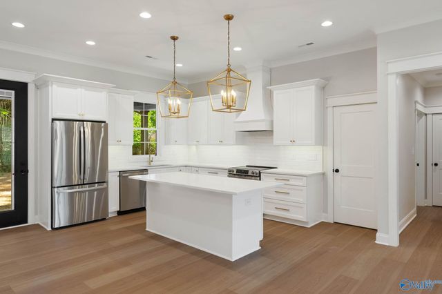 6306 Sheri Drive NW, Huntsville, AL 35806