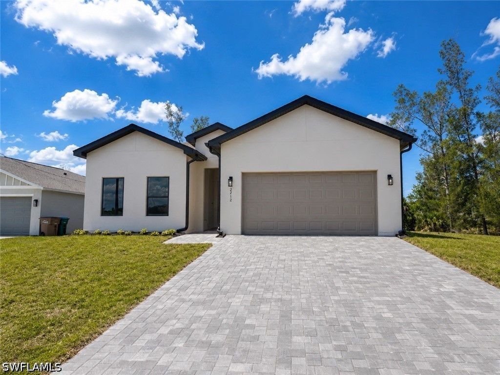 2212 NE 39th TER, Cape Coral, FL 33909