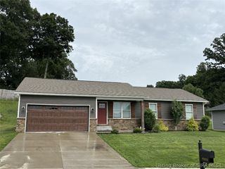 4009 Cedar Hill Court, Floyds Knobs, IN 47119