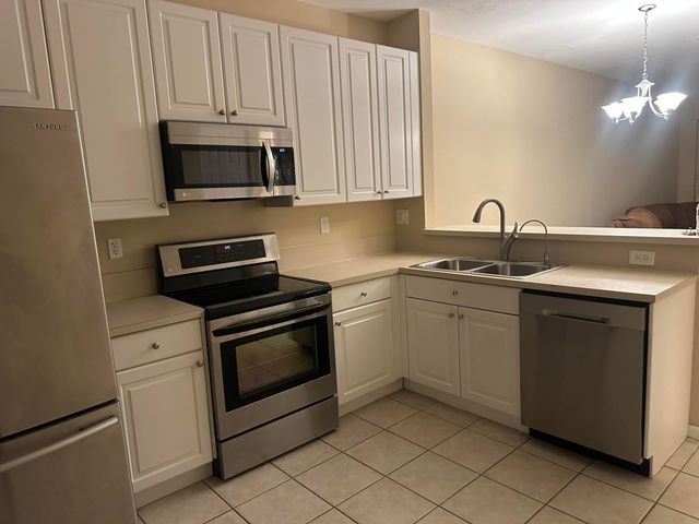 1868 NW 79th Way, Pembroke Pines, FL 33024