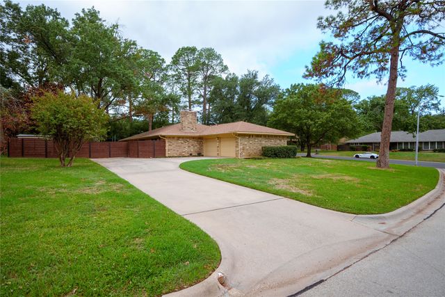 213 Pennsylvania Drive, Denton, TX 76205
