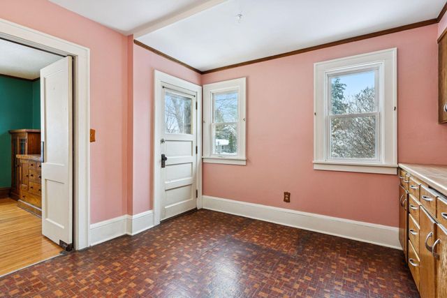 1563 Arcade Street, Saint Paul, MN 55106