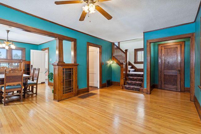 1563 Arcade Street, Saint Paul, MN 55106