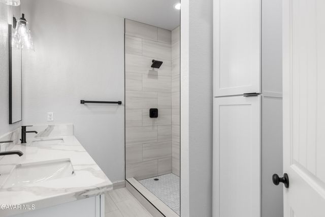 10201 Crest Road, California City, CA 93505