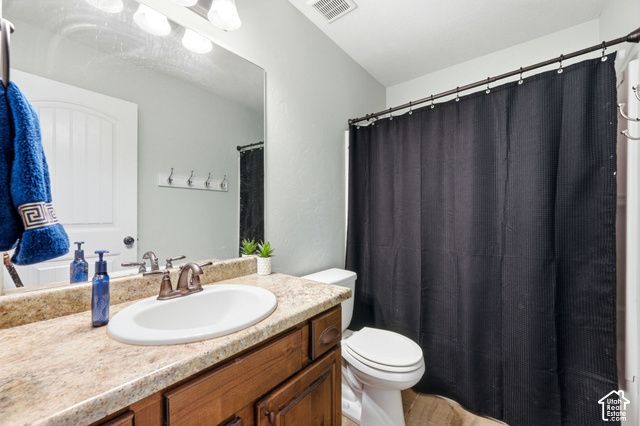1056 W STONEHAVEN DR, North Salt Lake, UT 84054