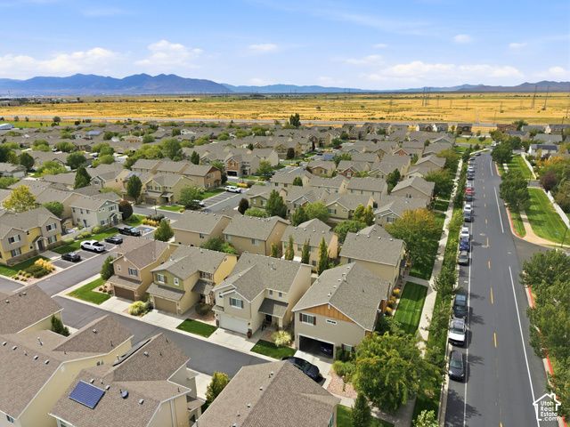 1056 W STONEHAVEN DR, North Salt Lake, UT 84054