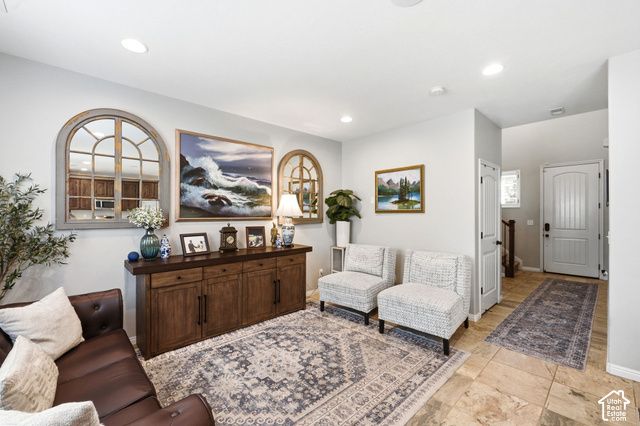 1056 W STONEHAVEN DR, North Salt Lake, UT 84054