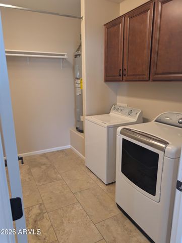 900 S CANAL Drive 206, Chandler, AZ 85225