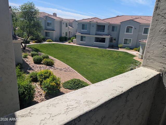 900 S CANAL Drive 206, Chandler, AZ 85225