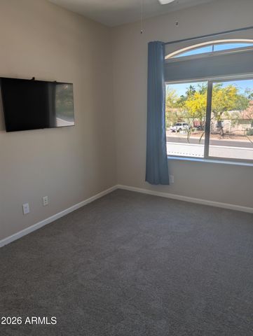 900 S CANAL Drive 206, Chandler, AZ 85225
