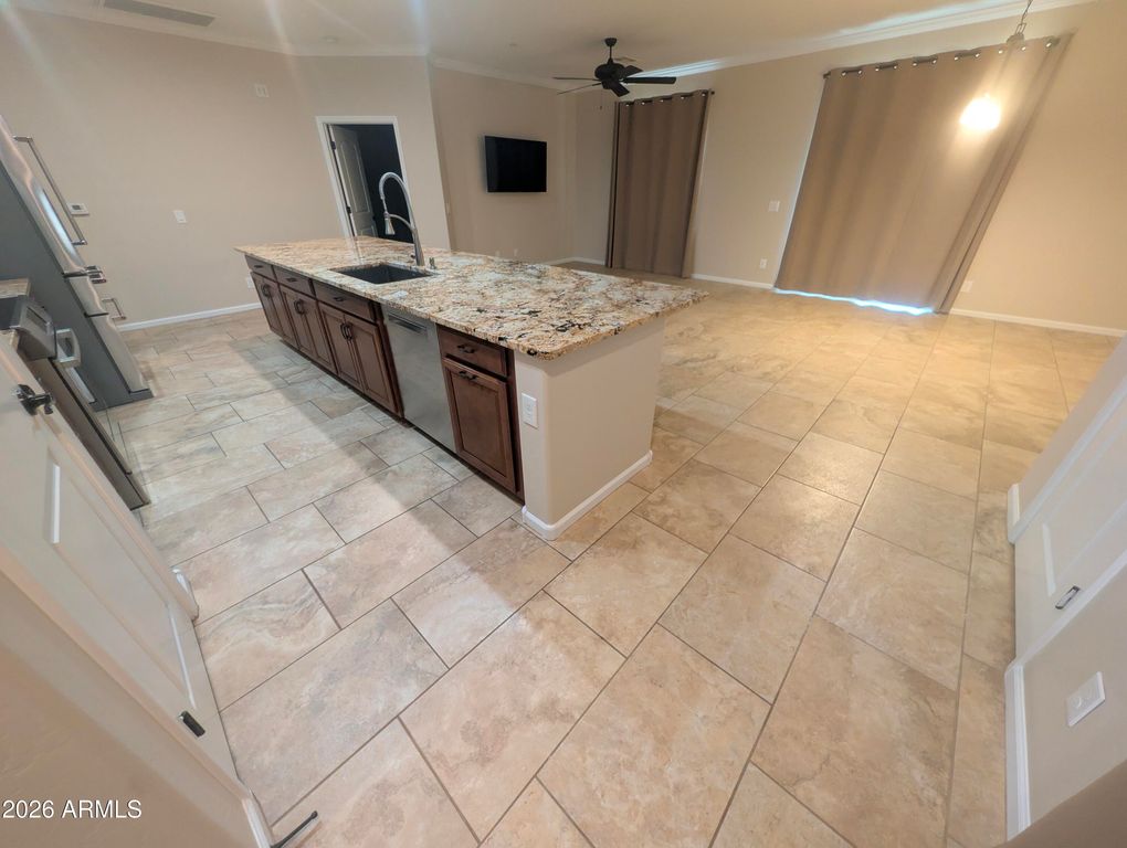 900 S CANAL Drive 206, Chandler, AZ 85225 — photo 4