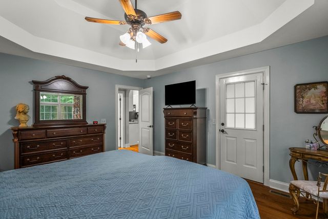 848 Sycamore Dr, Springfield, TN 37172