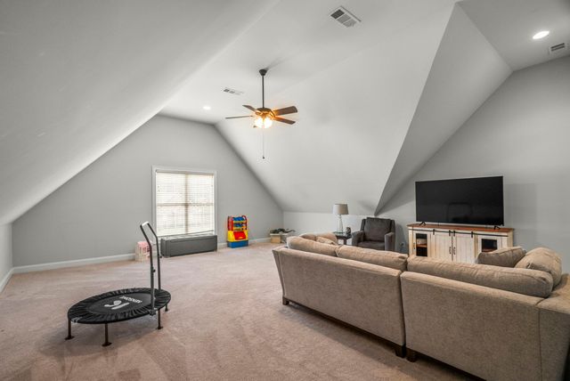 848 Sycamore Dr, Springfield, TN 37172