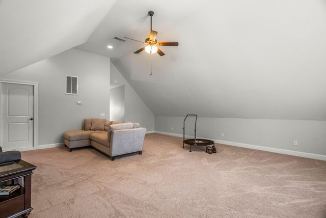 848 Sycamore Dr, Springfield, TN 37172
