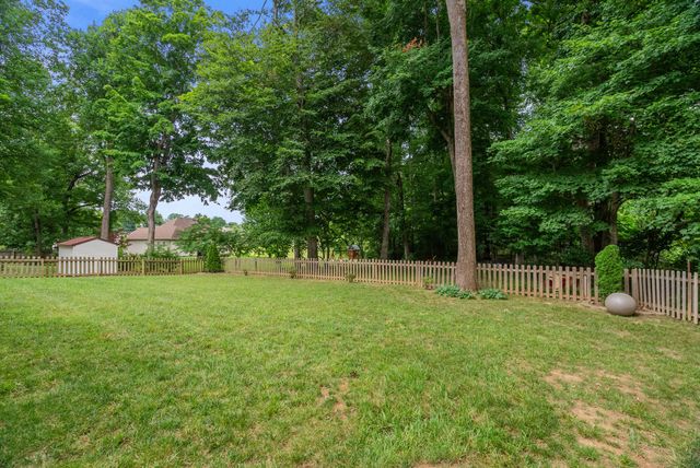 848 Sycamore Dr, Springfield, TN 37172