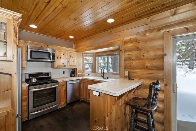 43442 Bow Canyon, Big Bear Lake, CA 92315