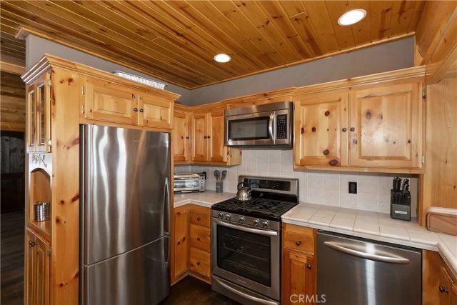 43442 Bow Canyon, Big Bear Lake, CA 92315