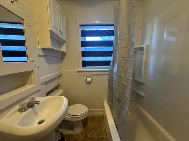 3228 Shasta Way, Klamath Falls, OR 97603