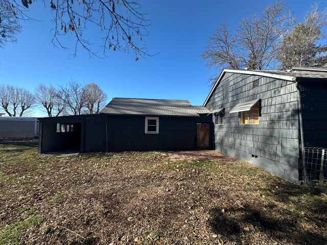 3228 Shasta Way, Klamath Falls, OR 97603