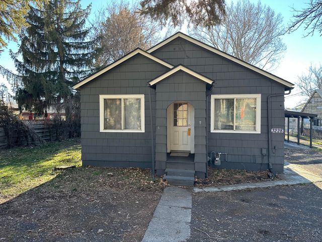 3228 Shasta Way, Klamath Falls, OR 97603
