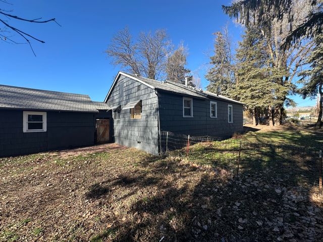 3228 Shasta Way, Klamath Falls, OR 97603