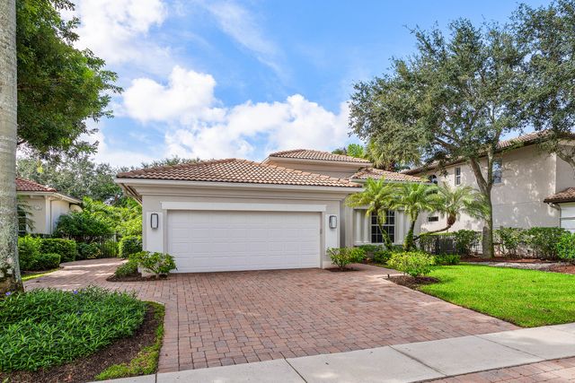 8138 Valhalla Drive, Delray Beach, FL 33446