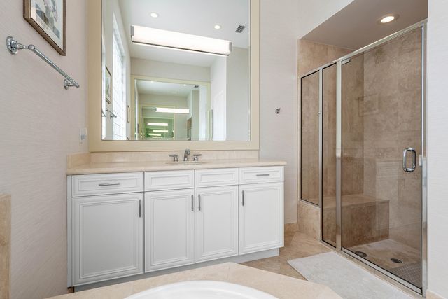 8138 Valhalla Drive, Delray Beach, FL 33446