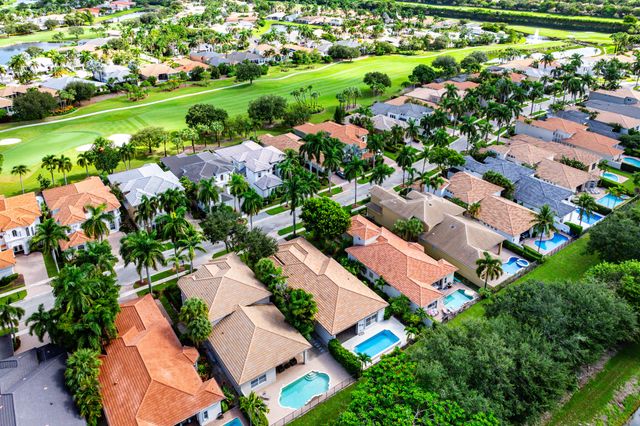 8138 Valhalla Drive, Delray Beach, FL 33446