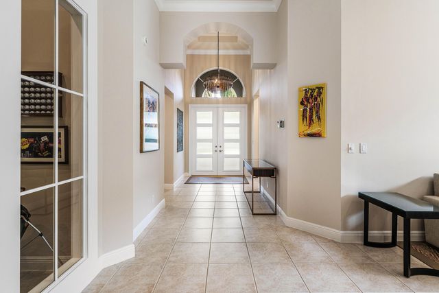 8138 Valhalla Drive, Delray Beach, FL 33446