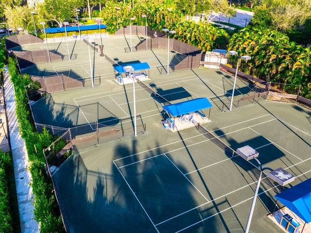 8138 Valhalla Drive, Delray Beach, FL 33446