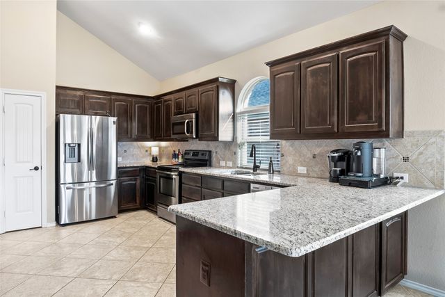 3233 Tamarack Lane, Denton, TX 76226
