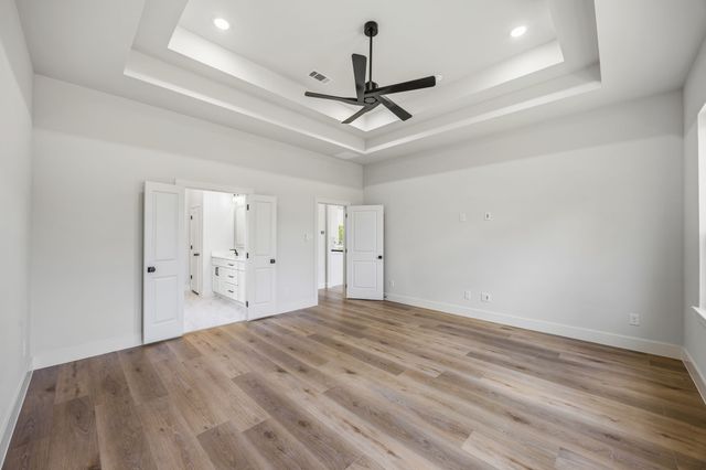 512 Waikiki Trail, Tool, TX 75143