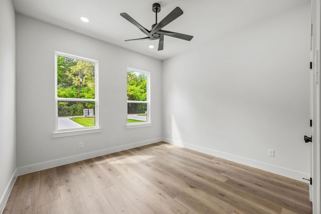 512 Waikiki Trail, Tool, TX 75143