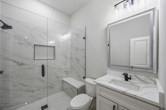 512 Waikiki Trail, Tool, TX 75143