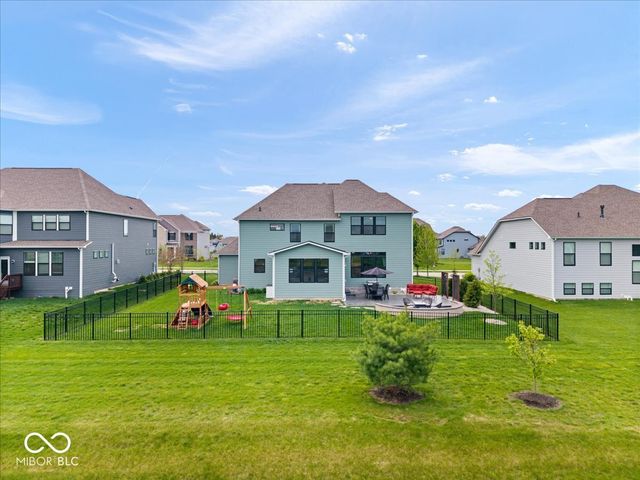 8594 Verbena Road, Zionsville, IN 46077
