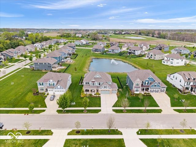 8594 Verbena Road, Zionsville, IN 46077