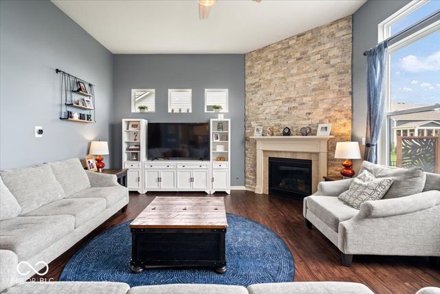 8594 Verbena Road, Zionsville, IN 46077