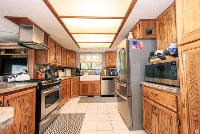 389 E 3350 N, North Ogden, UT 84414