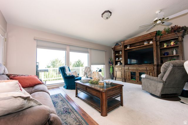 389 E 3350 N, North Ogden, UT 84414