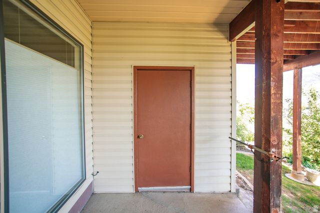 389 E 3350 N, North Ogden, UT 84414