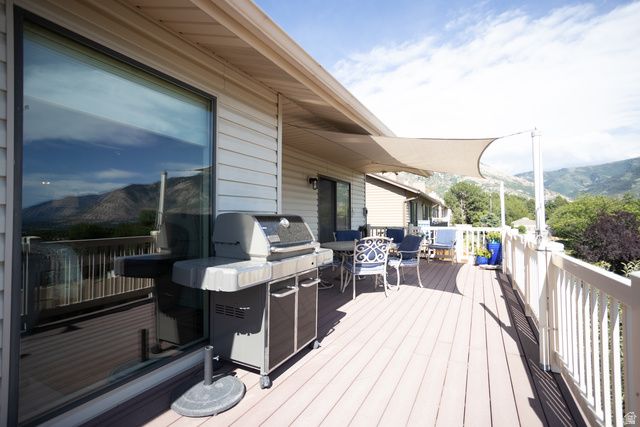 389 E 3350 N, North Ogden, UT 84414