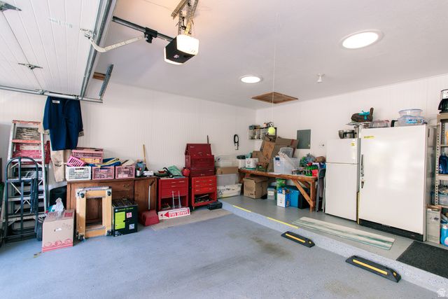 389 E 3350 N, North Ogden, UT 84414