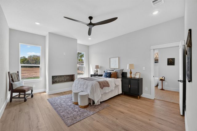 717 Easley Street, White Settlement, TX 76108