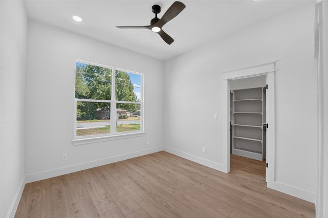 717 Easley Street, White Settlement, TX 76108