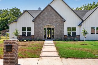 717 Easley Street, White Settlement, TX 76108