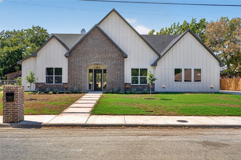 717 Easley Street, White Settlement, TX 76108 — photo 2